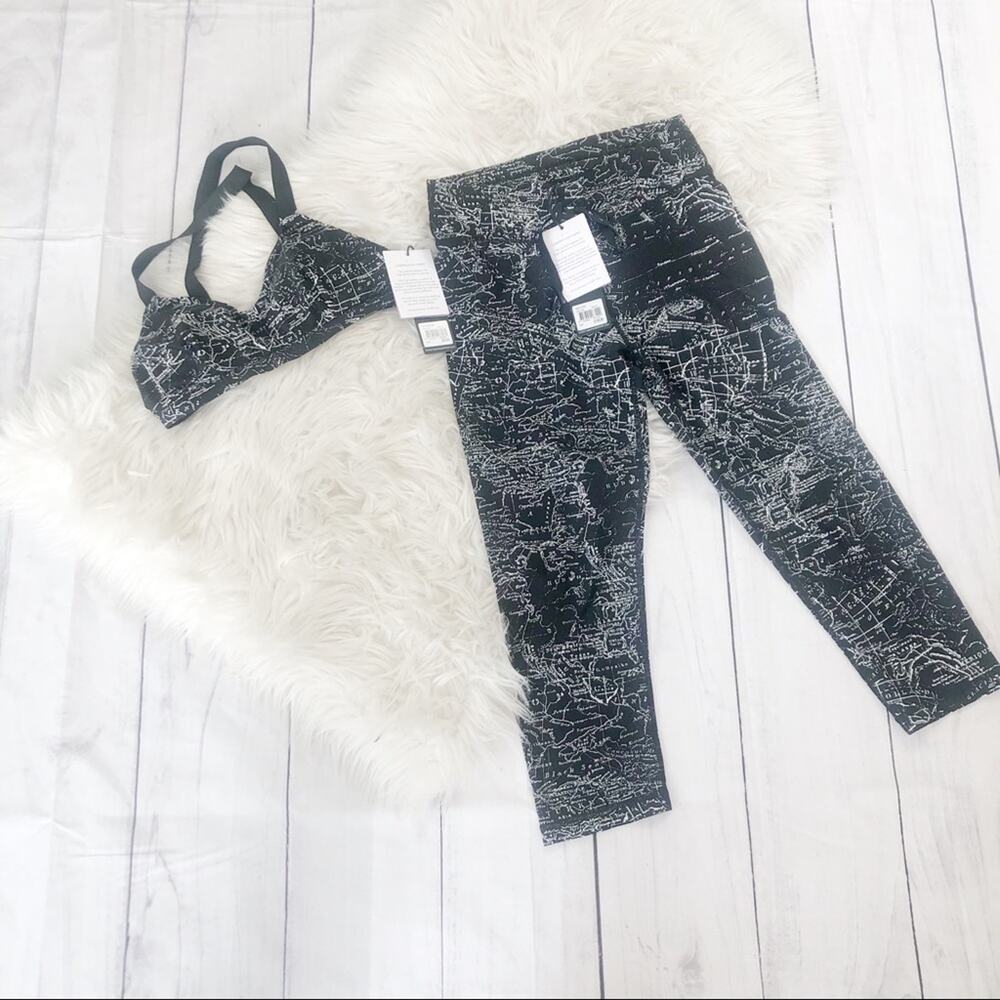 THE UPSIDE Women's Sports Yoga Maps Print Workout Set Size 6 / Small